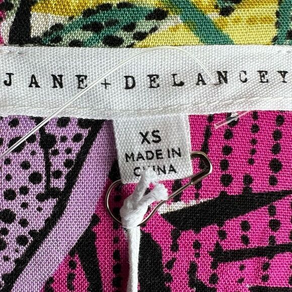 NWT Jane & Delancey Tropical Palm Leaf Print Multicolor Short-sleeve Button Down - Picture 9 of 10